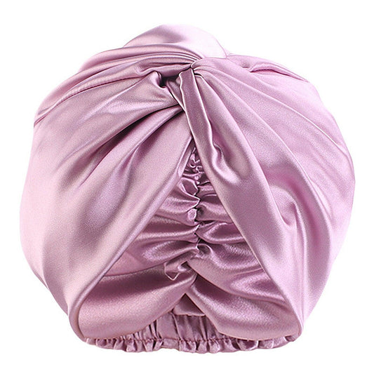 Turban en soie déplié, montrant sa longueur totale