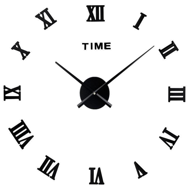Horloge moderne installée dans un salon contemporain