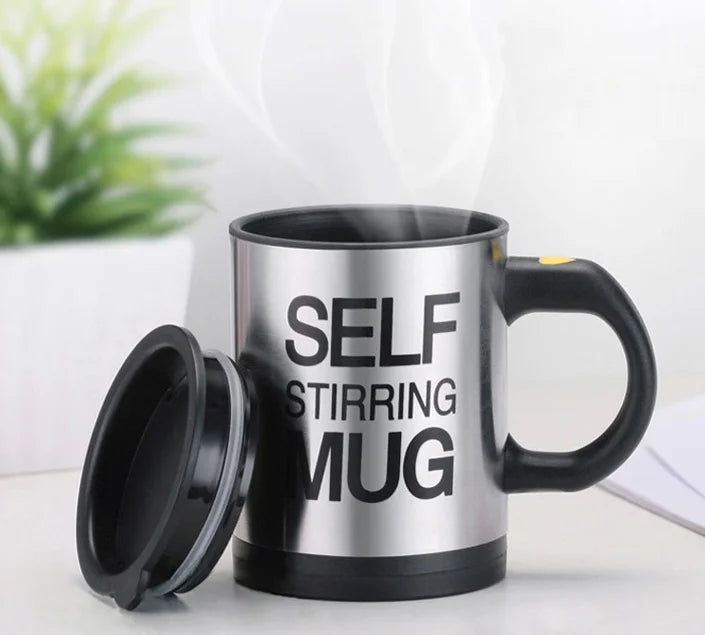 Tasse montrée en utilisation extérieure, sans éclaboussures