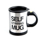 Intérieur de la tasse illustrant le mélangeur en action