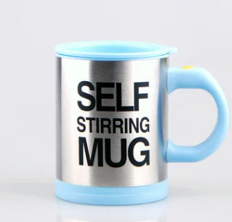 Tasse auto-mélangeante avec batterie rechargeable visible
