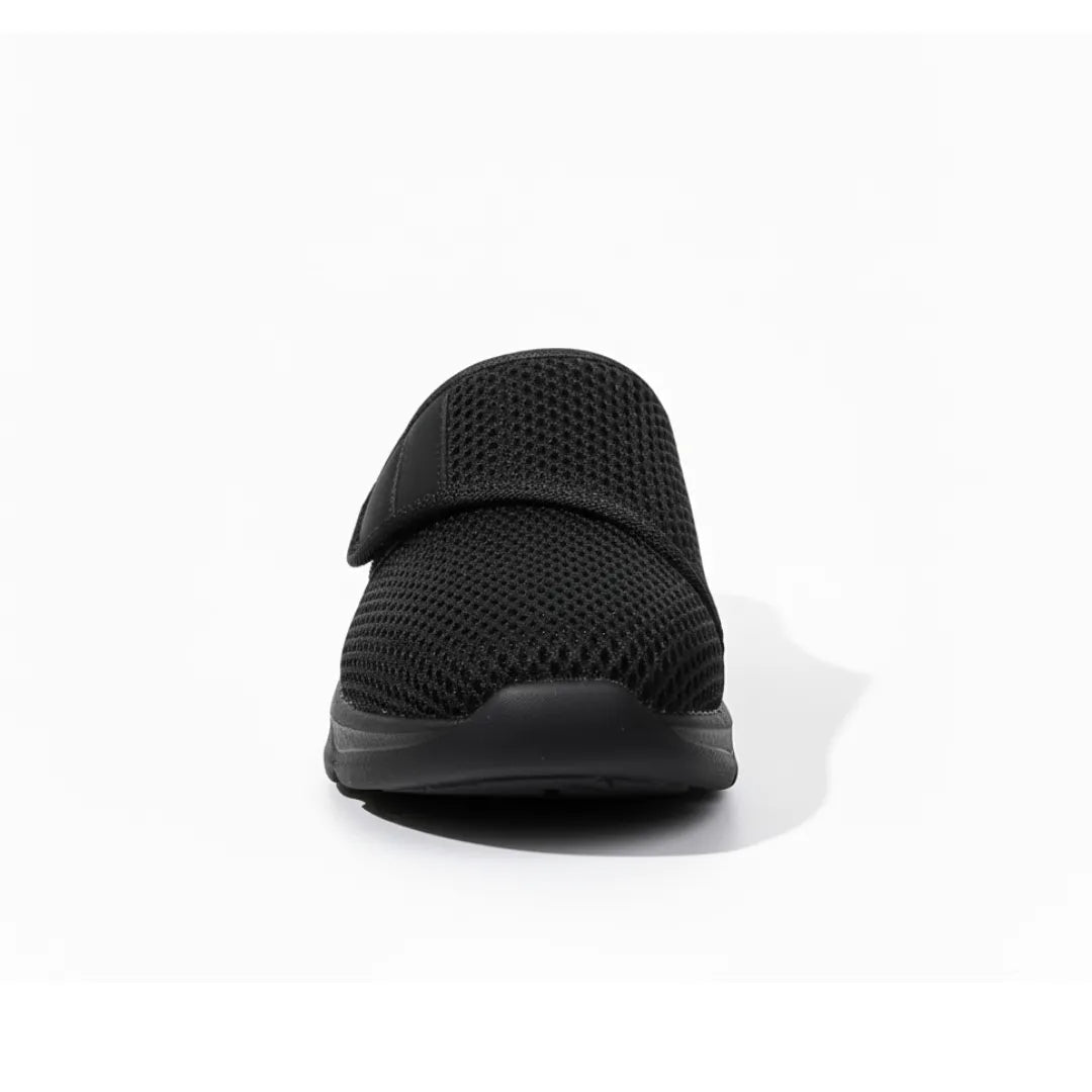 Vue latérale des chaussons confortables avec fermeture ajustable
