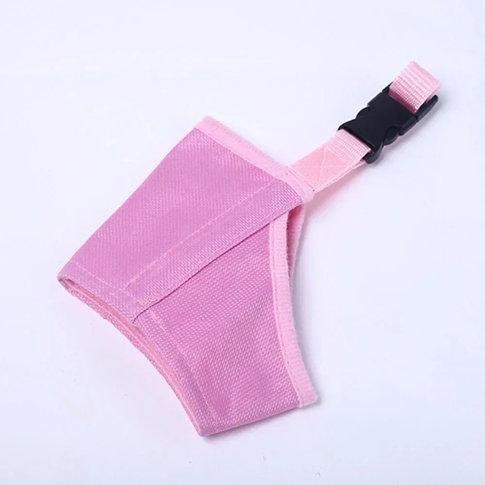 Muselière en nylon montrant l'ajustement personnalisable
