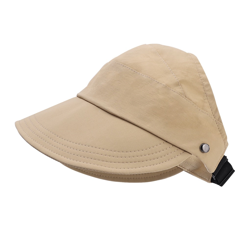 Détail du support de masque pratique sur le chapeau de soleil
