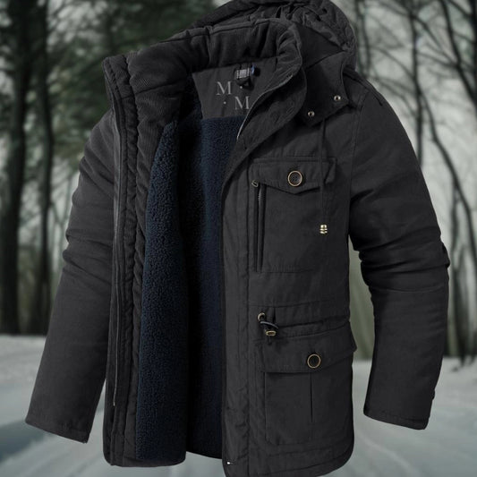 Parka pour homme montrée de face, coupe régulière