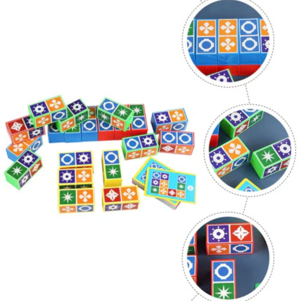 Enfants jouant avec des cubes colorés sur une table