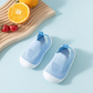 Chaussures enfant grises, semelle flexible, vue de profil