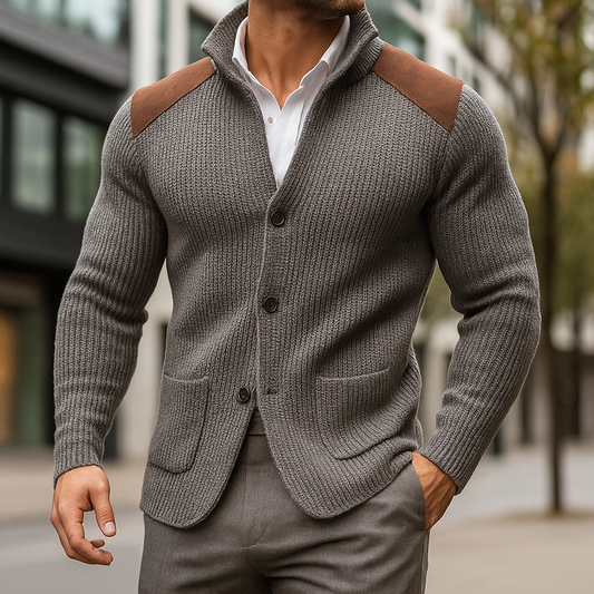 Vue arrière du blazer tricoté avec détails en suède