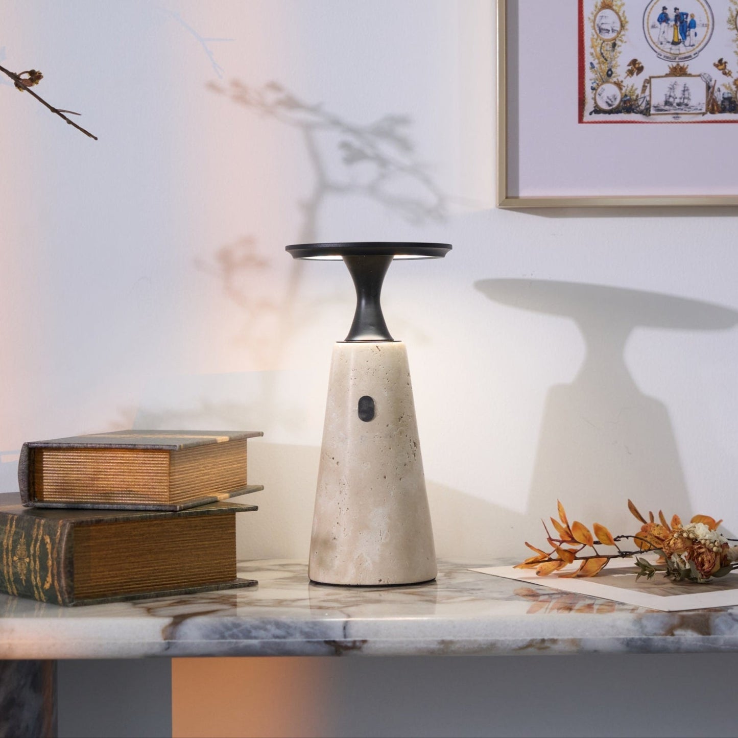 Lampe LED avec câble USB pour recharge visible