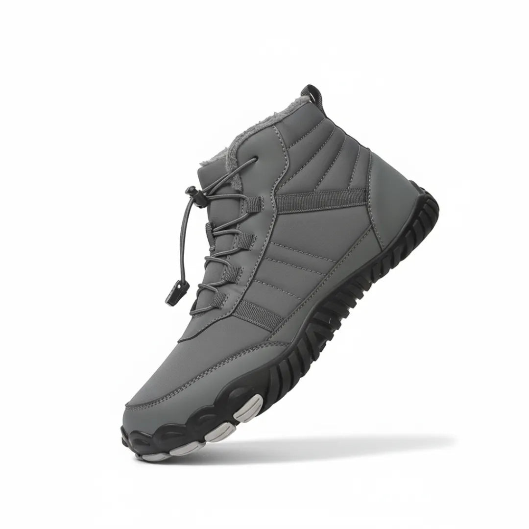 Vue arrière des bottes illustrant le design large et confortable