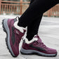 Vue de dessus des chaussures montrant le design polyvalent