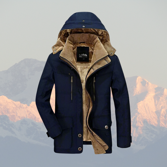 Parka résistante à l'eau portée en extérieur enneigé