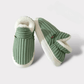 Chaussons avec doublure polaire, vue de profil