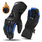 Vue rapprochée des gants moto imperméables, paume antidérapante