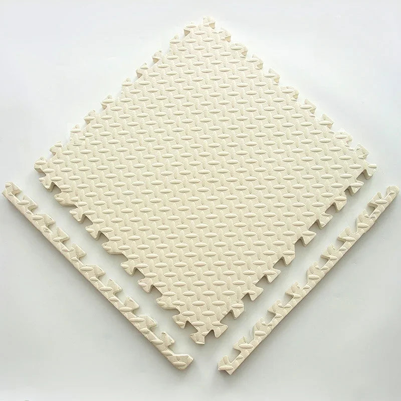 Tapis de jeu bébé montrant la flexibilité des pièces