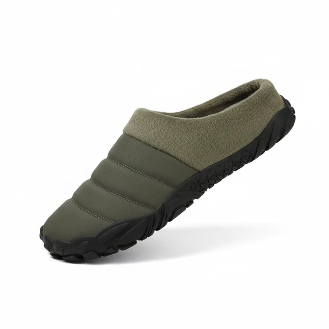 Chaussons posés sur un tapis, mettant en avant le confort