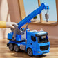 Enfant jouant avec un camion grue jouet sur un tapis