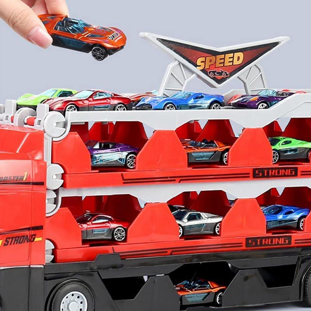 Vue latérale du camion transporteur avec voitures incluses