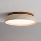 Lampe allumée diffusant une lumière chaude et douce