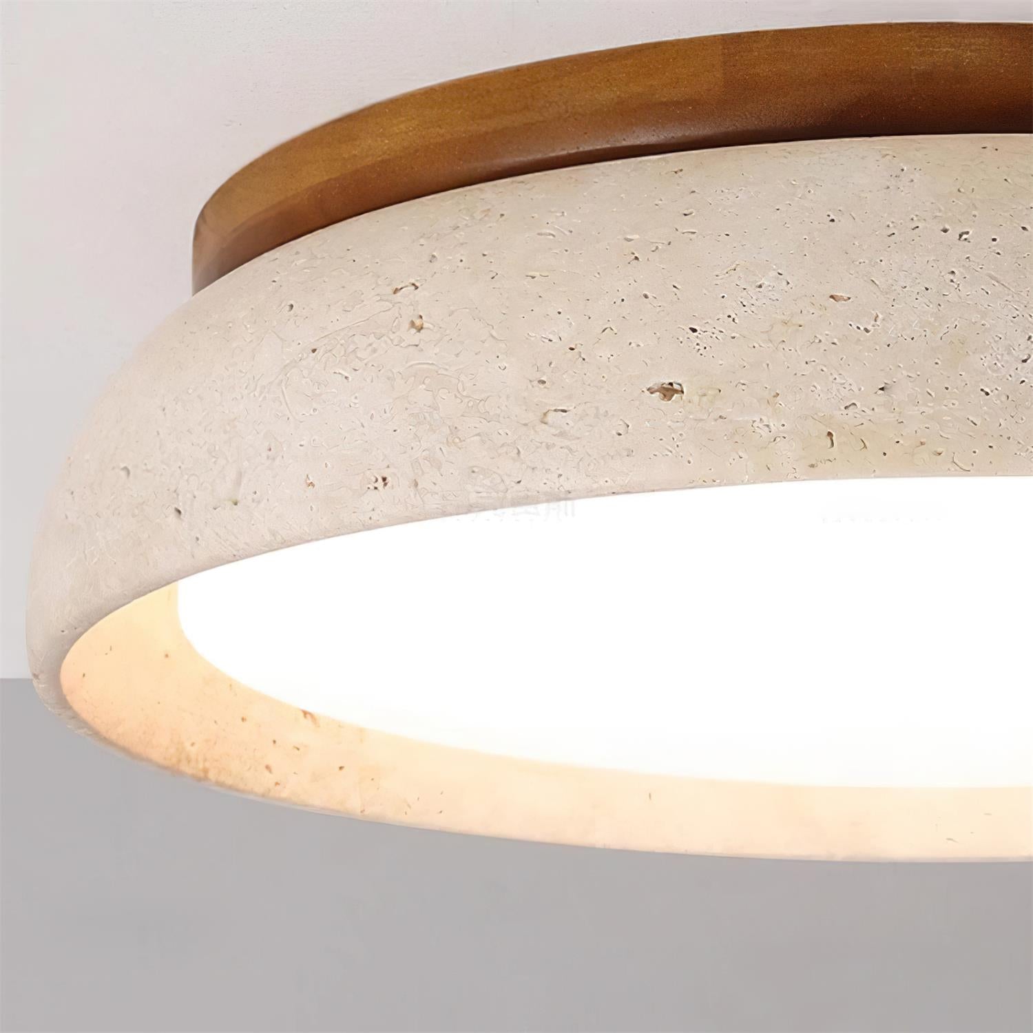 Installation de la lampe dans un salon moderne