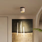 Gros plan sur le métal couleur noyer de la lampe