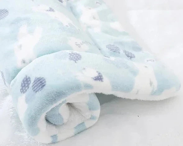 Zoom sur les coutures de la couverture, montrant sa qualité