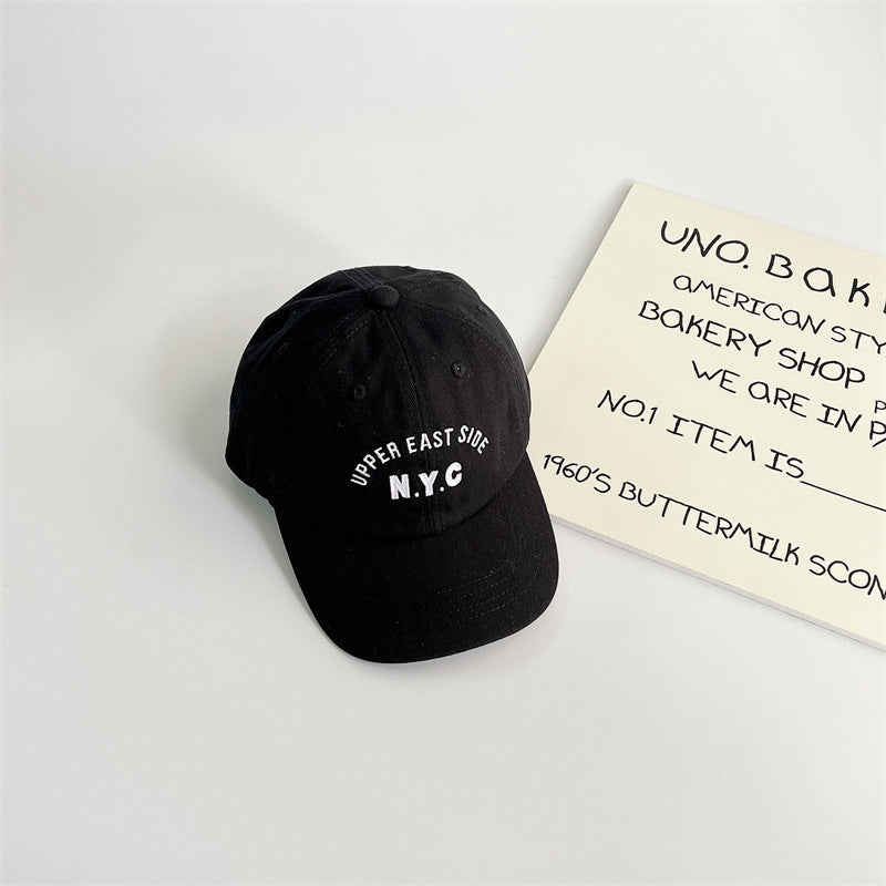 Casquette rouge en coton, idéale pour le soleil