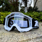 Lunettes de protection montrant la largeur de la monture