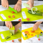 Ensemble de cuisine pour enfants avec couteaux et planche colorée