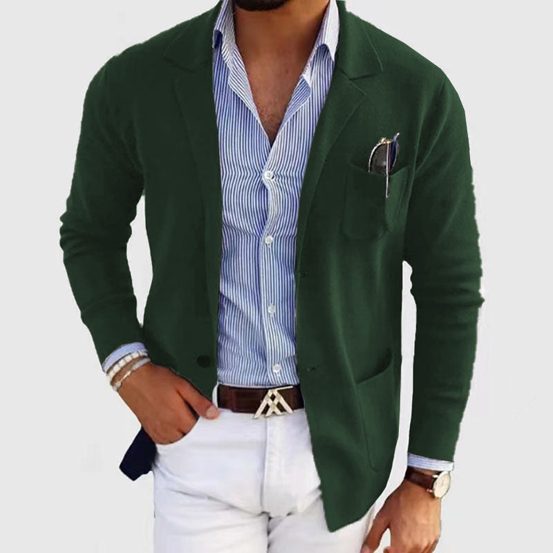 Manches du blazer avec détails des coutures visibles