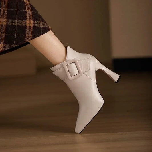 Intérieur en coton doux des bottines pour confort optimal