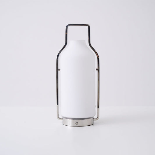 Lampe éteinte, montrant le design moderne et épuré