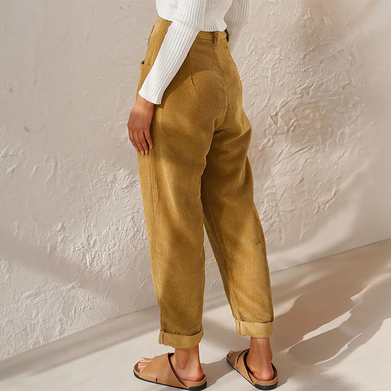 Pantalon en velours côtelé taille haute, vue de face