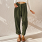 Silhouette complète avec pantalon taille haute en velours