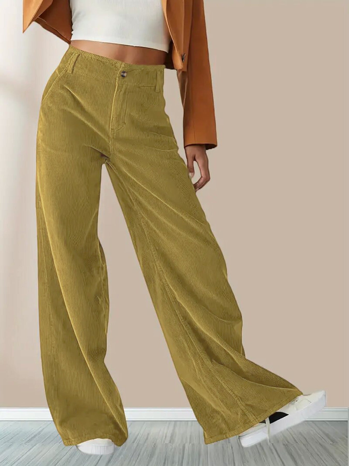 Pantalon en velours côtelé, détails de la fermeture éclair