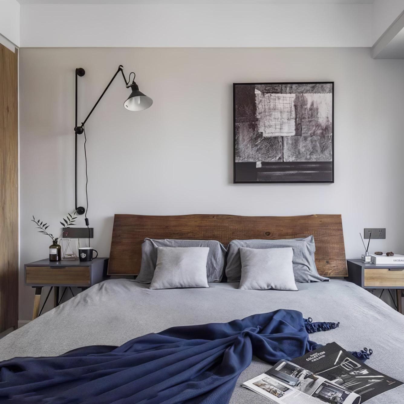 Applique murale éclairant un coin lecture confortable