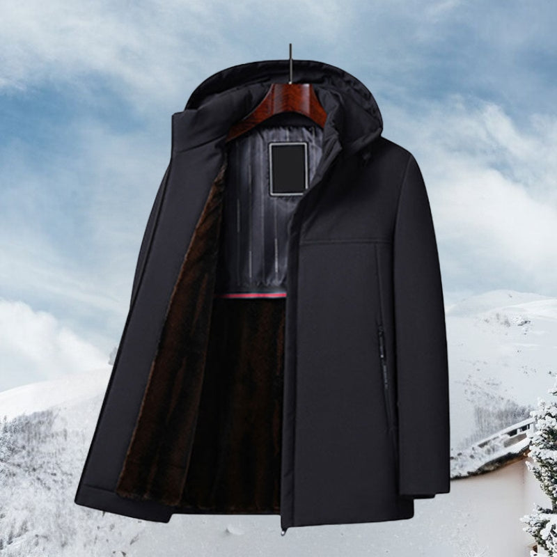 Capuche amovible de la veste, mise en avant