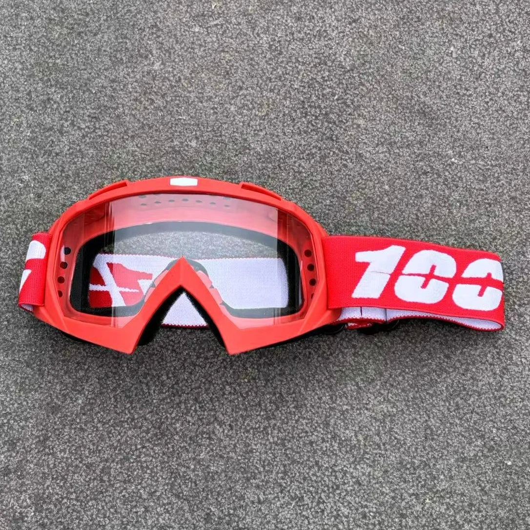 Vue détaillée des verres anti-UV pour motocross
