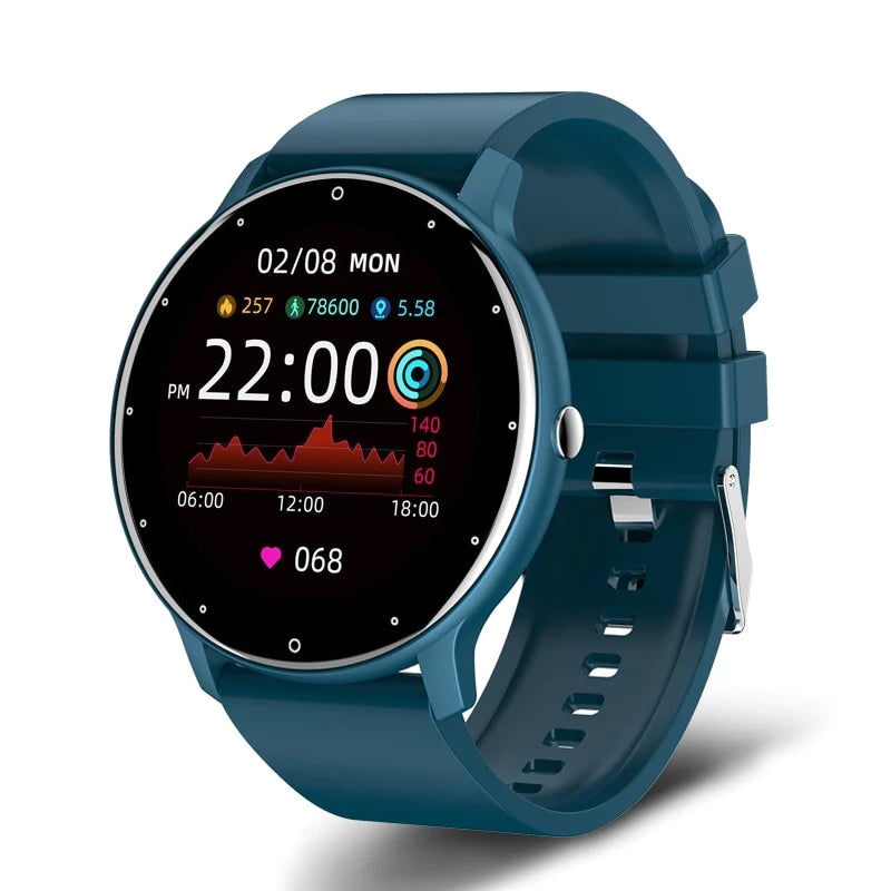 Montre connectée immergée dans l'eau, démontrant son étanchéité