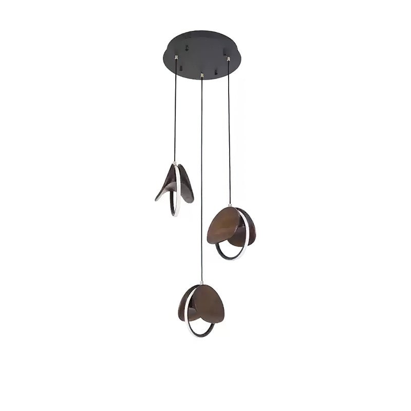 Lampe pendante avec design moderne et câbles ajustables