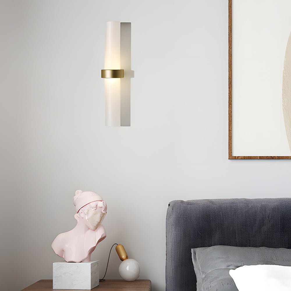 Gros plan sur le design contemporain de la lampe murale