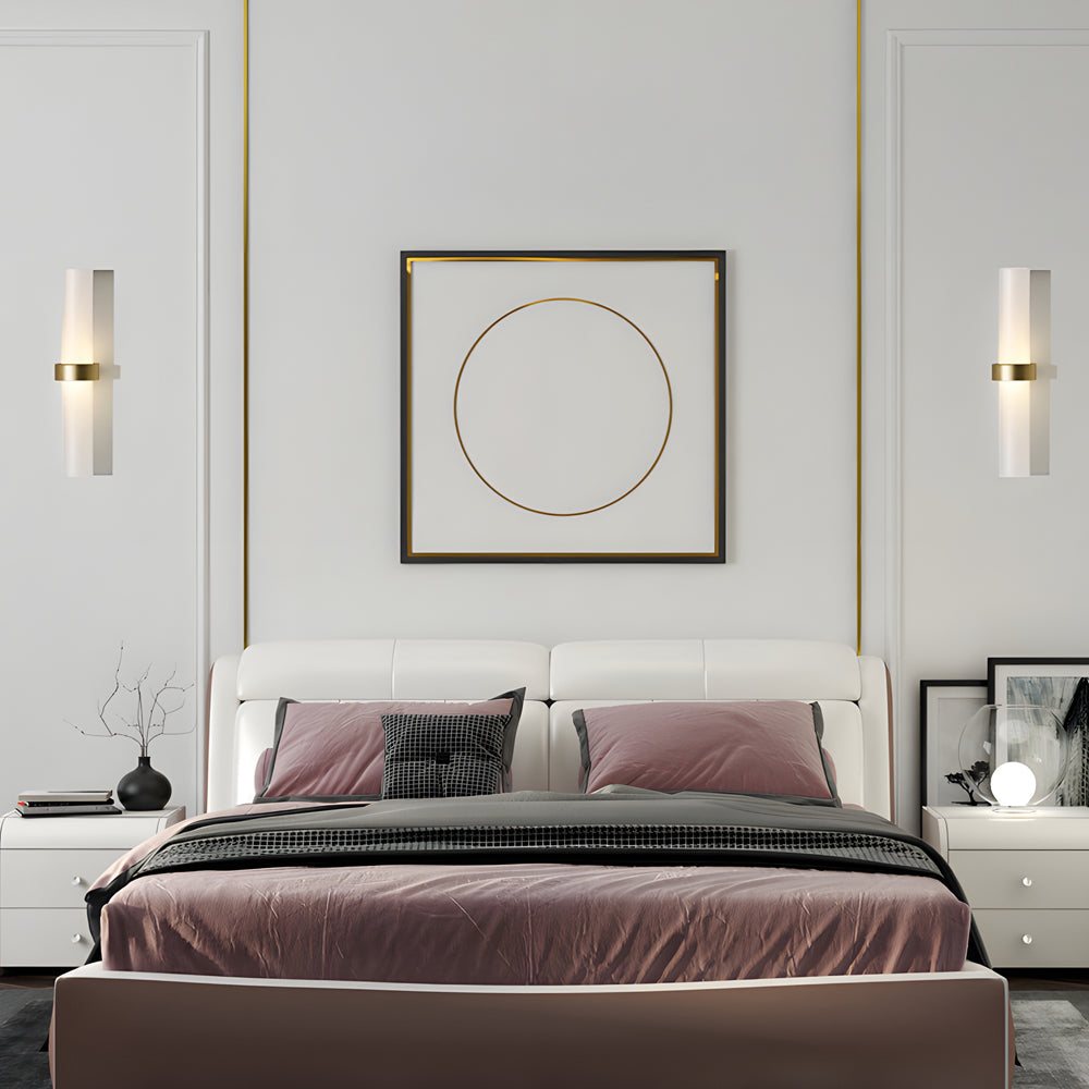 Détail du tube en verre dépoli diffusant une lumière douce