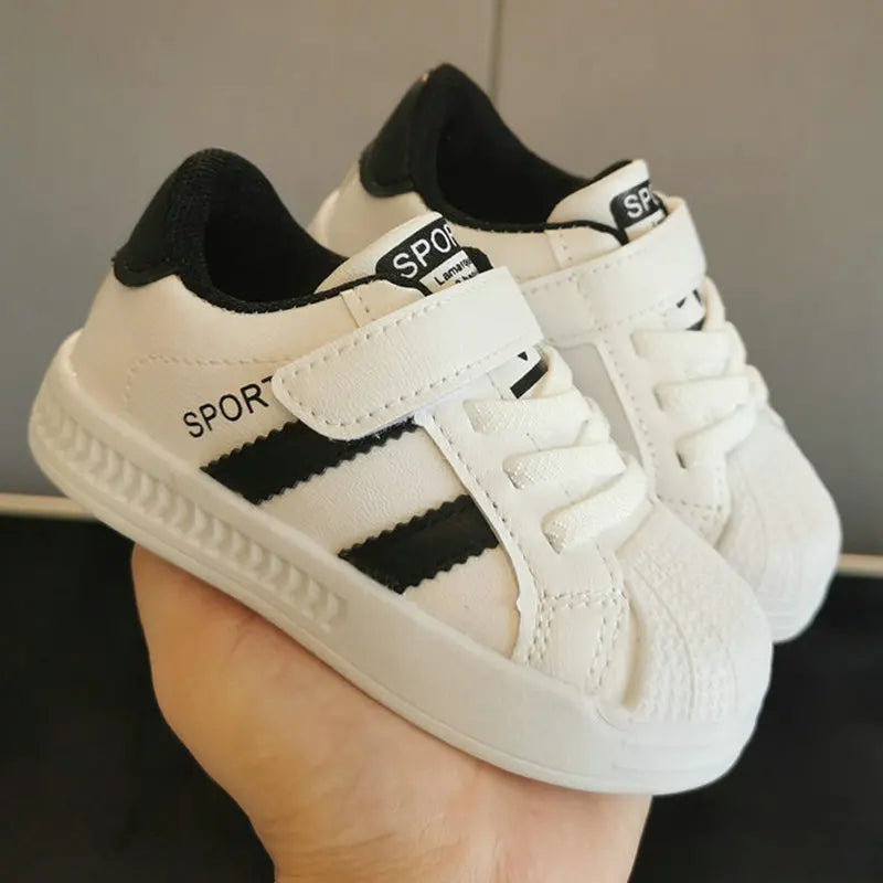 Chaussures enfant étanches avec semelle antidérapante en caoutchouc