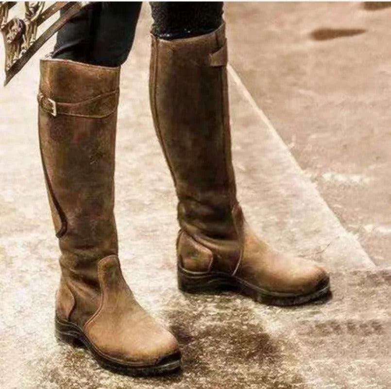 Vue latérale de bottes slim avec semelle antidérapante
