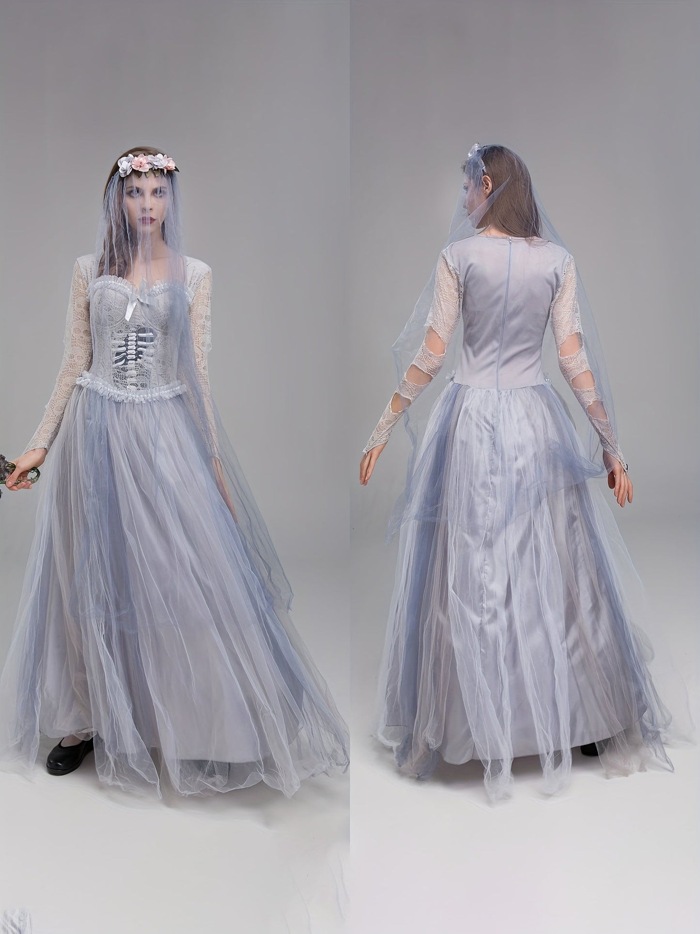 Robe gothique en dentelle avec manches en tulle fluide