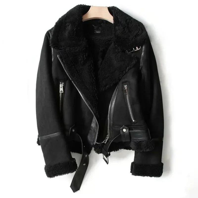 Veste en cuir avec doublure en fausse fourrure et col cranté
