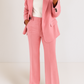 Pantalon droit assorti, coupe élégante et raffinée