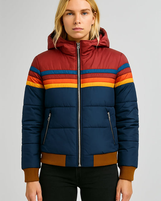 Veste imperméable avec capuche, vue en extérieur