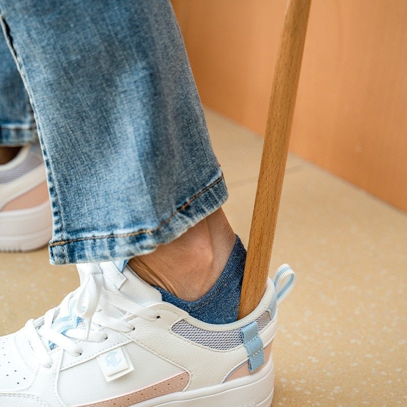 Chausse-pied en bois avec support mural magnétique