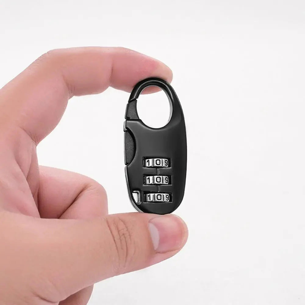 Vue latérale d'un cadenas compact et léger